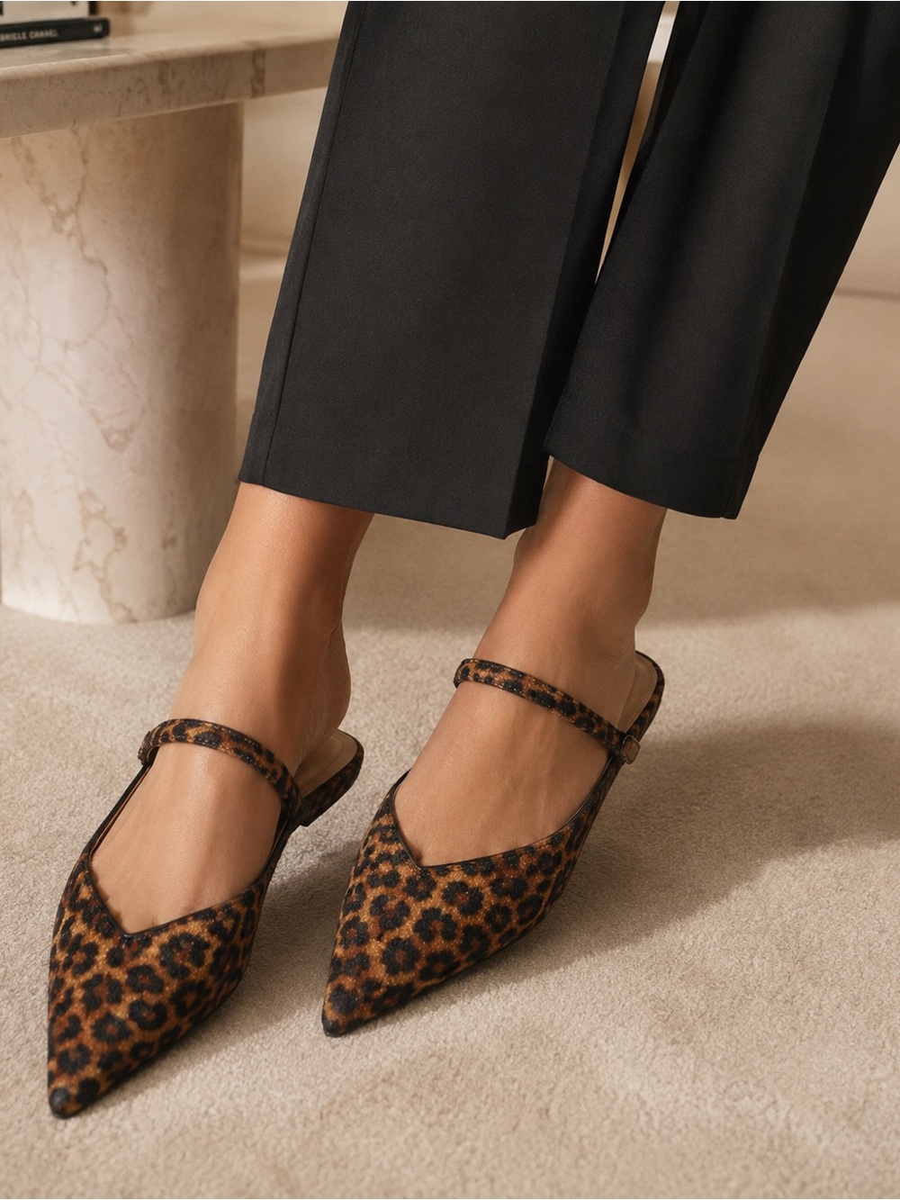 Crown & Ivy 8.5 Leopard Print Pointed Toe Mary Jane Mule Flats Animal Print